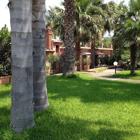 Villa Del Nespolo ฟิวเมเฟรดโด ดิ ชิซิเลีย ภายนอก รูปภาพ