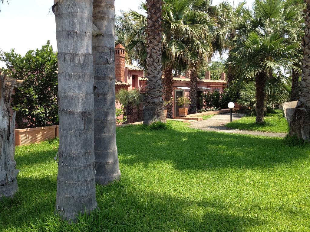 Villa Del Nespolo ฟิวเมเฟรดโด ดิ ชิซิเลีย ภายนอก รูปภาพ